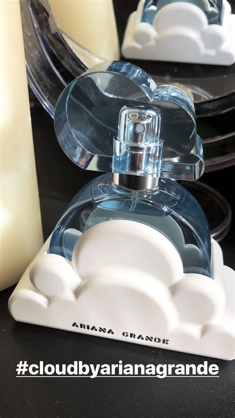 cloud review perfume